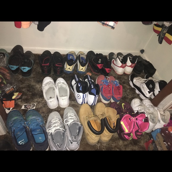 Shoes - Picture 1 of 1